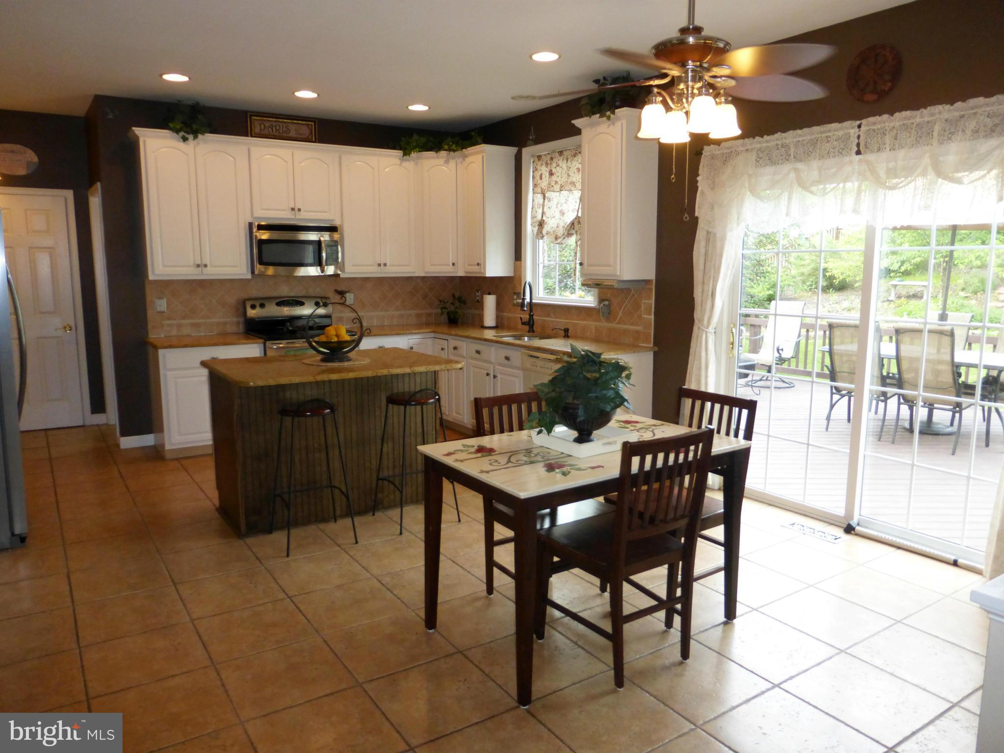 706 Longbow Road Mount Airy, MD 21771 - Photo 7 of 26 Kitchen