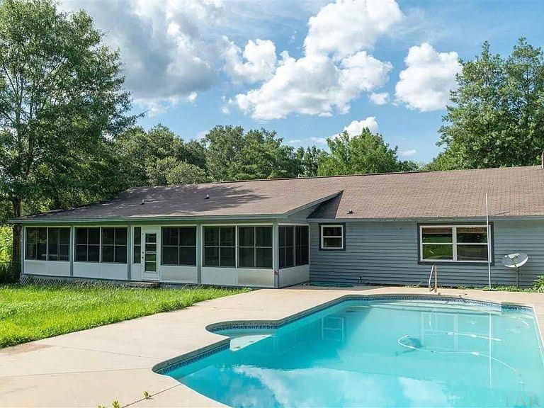 1039 Perdido Road Cantonment, FL 32533 - Photo 3 of 50