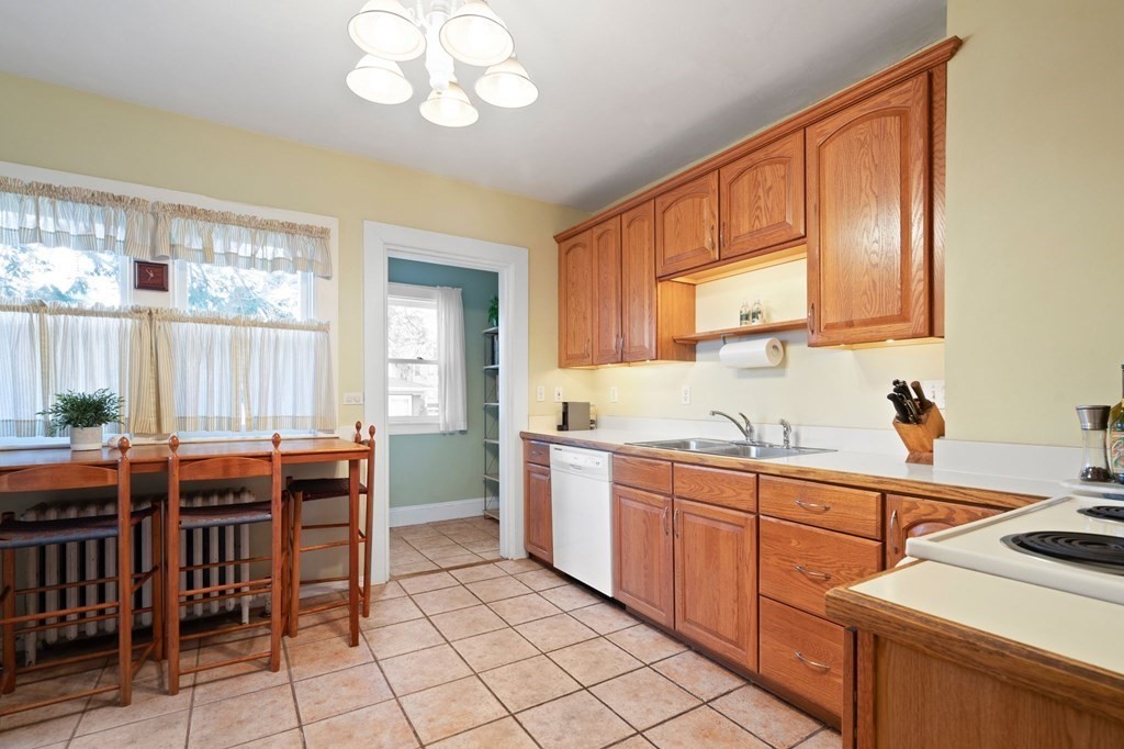 30 Symmes Road, Unit 30 Winchester, MA 01890 - Photo 16 of 42 Gallery Image 16