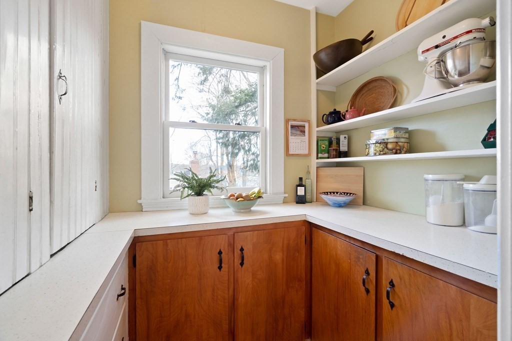 30 Symmes Road, Unit 30 Winchester, MA 01890 - Photo 19 of 42 Gallery Image 19