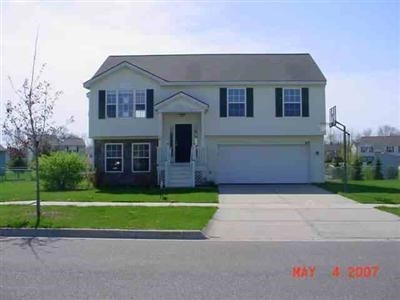 657 Ridgecrest Street Fenton, MI 48430 - Photo 1 of 14 20239400.JPG