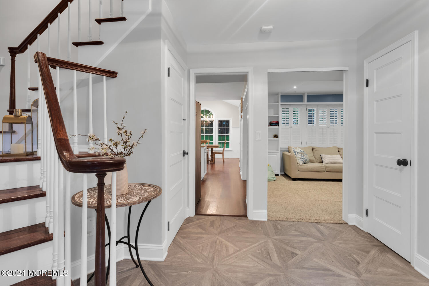 162 Twin Brooks Avenue Middletown, NJ 07748 - Photo 7 of 60 Foyer