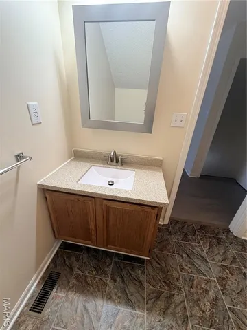 $209,000 | 821-823 East Promenade Street, Unit 821 & 823, Mexico, MO 65265