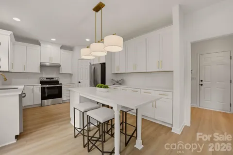 $875,000 | 9705 Tenencia Court, Charlotte, NC 28277