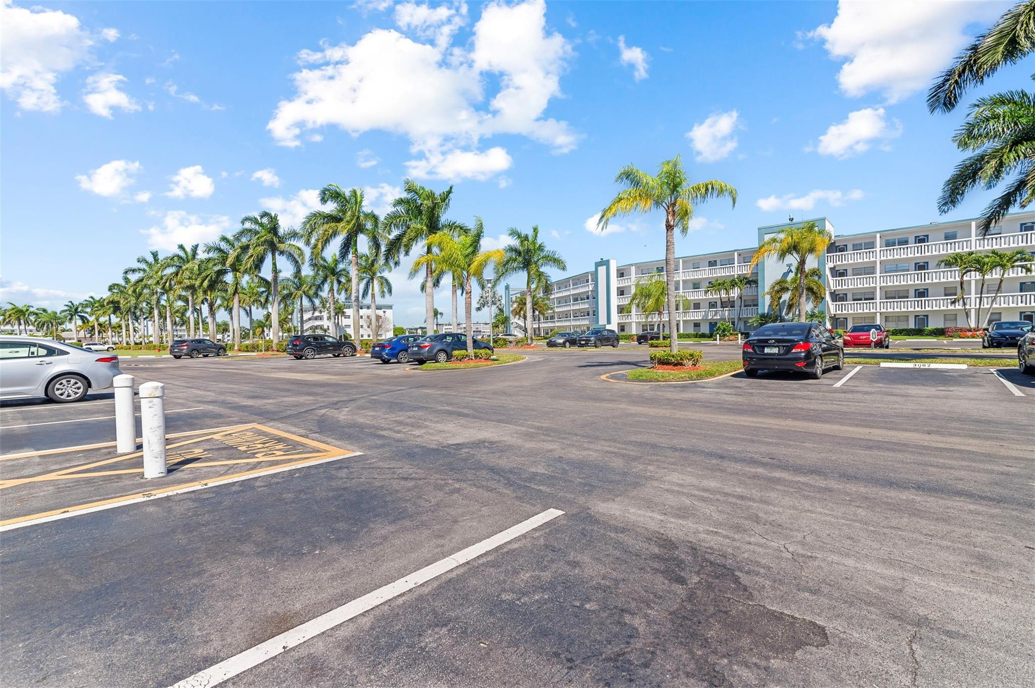 3081 Exeter, Unit 3081 Boca Raton, FL 33434 - Photo 3 of 32 Photo 3