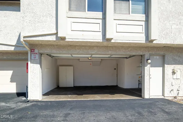 $3,795 | 3221 Harbor Boulevard, Oxnard, CA 93035