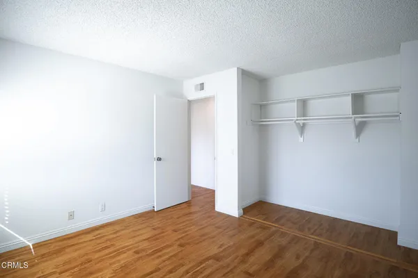 $3,795 | 3221 Harbor Boulevard, Oxnard, CA 93035