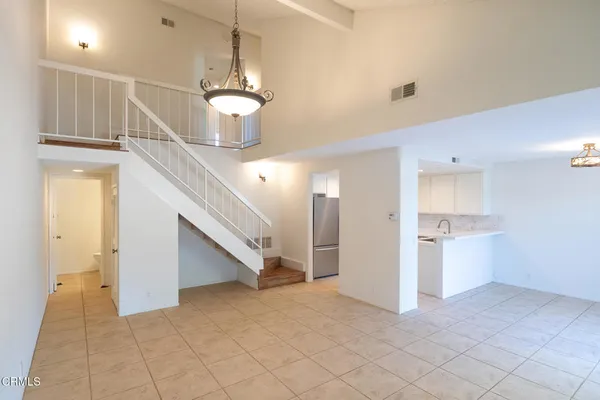 $3,795 | 3221 Harbor Boulevard, Oxnard, CA 93035