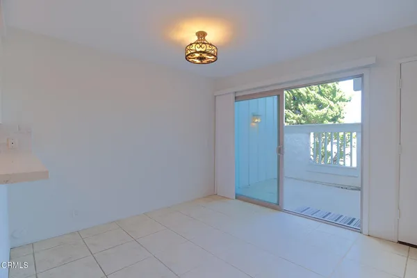 $3,795 | 3221 Harbor Boulevard, Oxnard, CA 93035