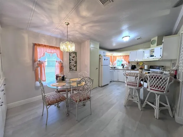 $165,000 | 2055 South Floral Avenue, Unit 296, Bartow, FL 33830