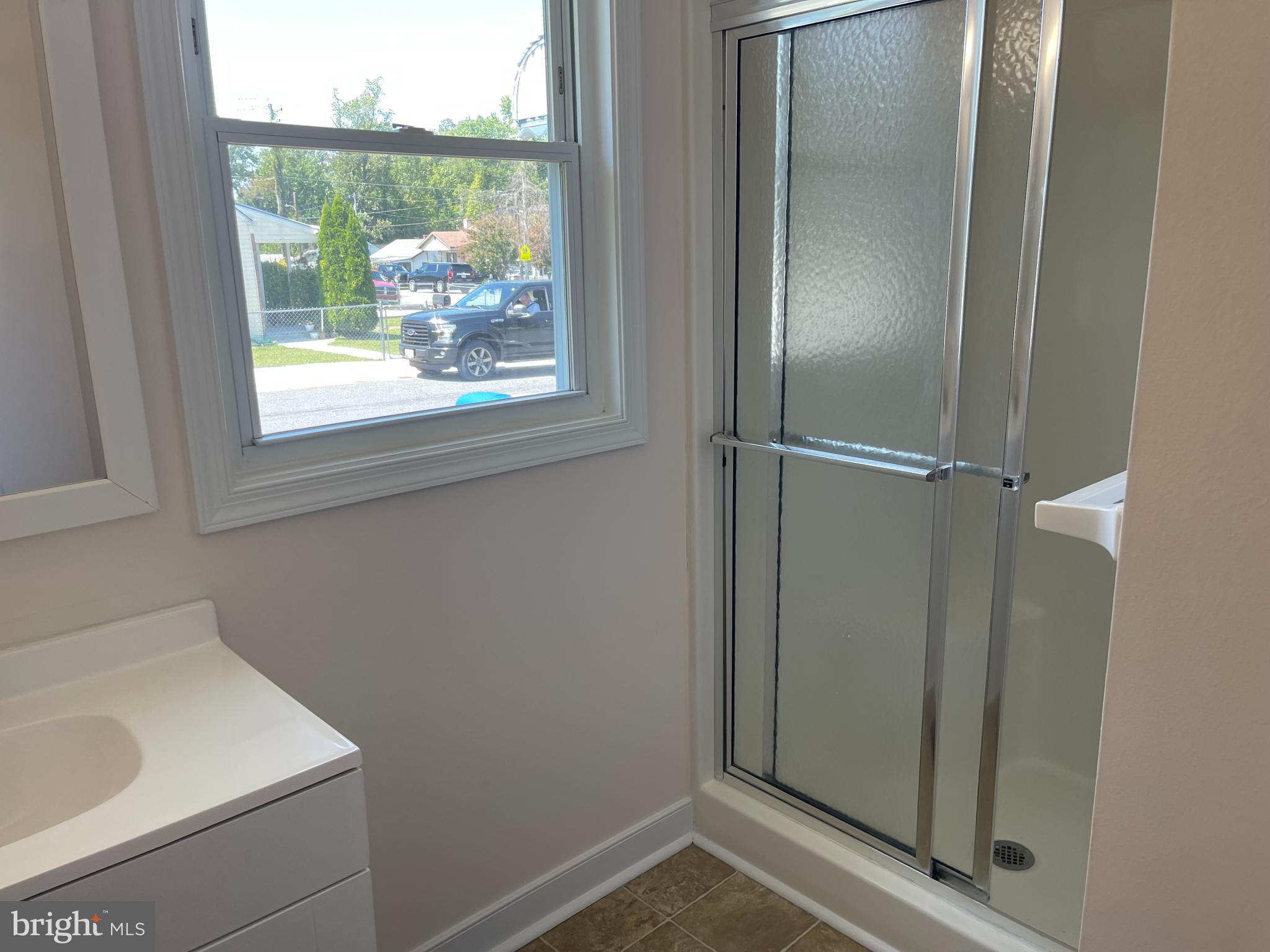 547 Compass Road East Middle River, MD 21220 - Photo 13 of 16 a bathroom with a bathtub