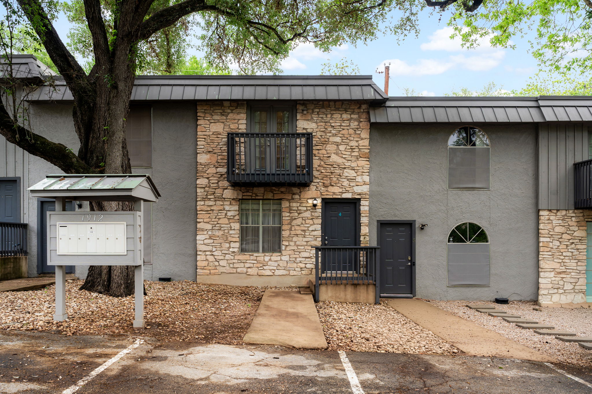 1912 Lightsey Road, Unit 4 Austin, TX 78704 - Photo 2 of 25