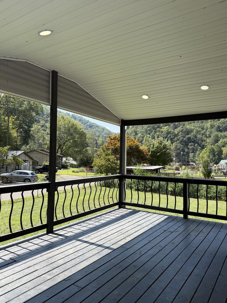 85 Nelson Branch Road Hanover, WV 24839 - Photo 10 of 48 Gallery Image 10
