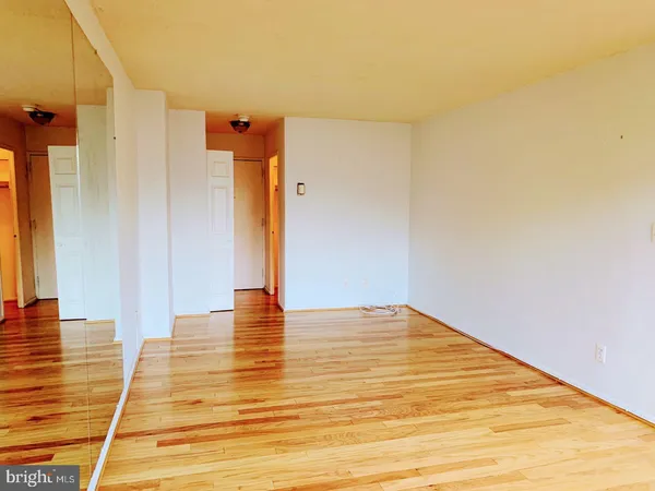 $1,850 | 1330 New Hampshire Avenue Northwest, Unit 808, Washington, DC 20036
