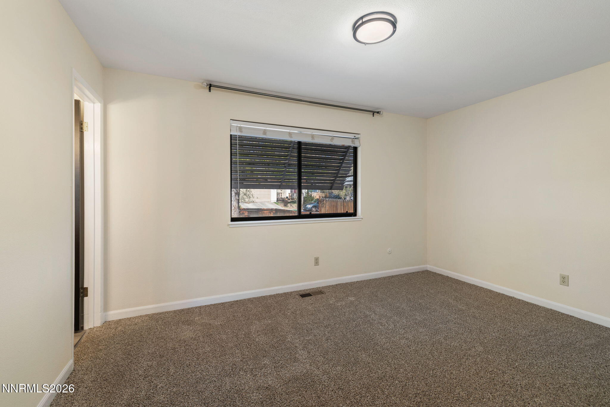 1450 Locksley Way Reno, NV 89503 - Photo 16 of 26 14-web-or-mls-1450 Locksley Way-15
