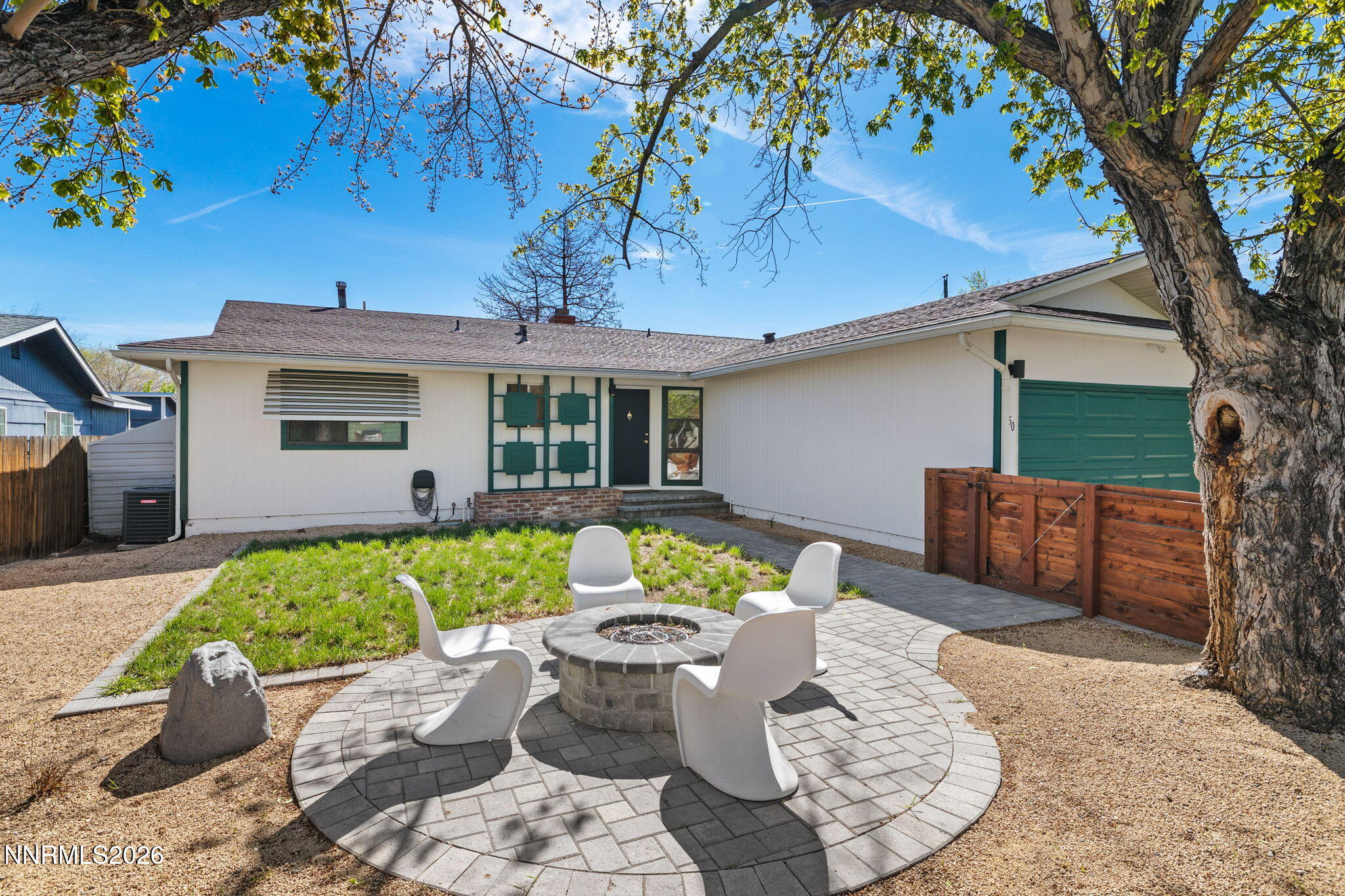 1450 Locksley Way Reno, NV 89503 - Photo 2 of 26 22-web-or-mls-1450 Locksley Way-23