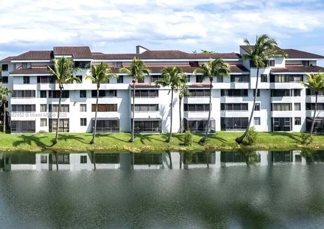 $255,000 | 8365 Southwest 152nd Avenue, Unit PH4, Miami, FL 33193