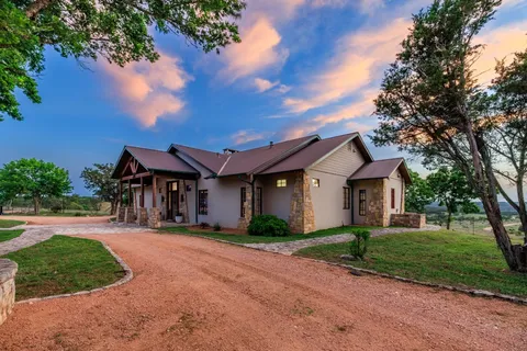 $4,200,000 | 370 Fallow Run Road, Hunt, TX 78024