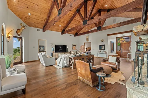 $4,200,000 | 370 Fallow Run Road, Hunt, TX 78024