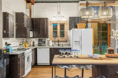 $4,200,000 | 370 Fallow Run Road, Hunt, TX 78024