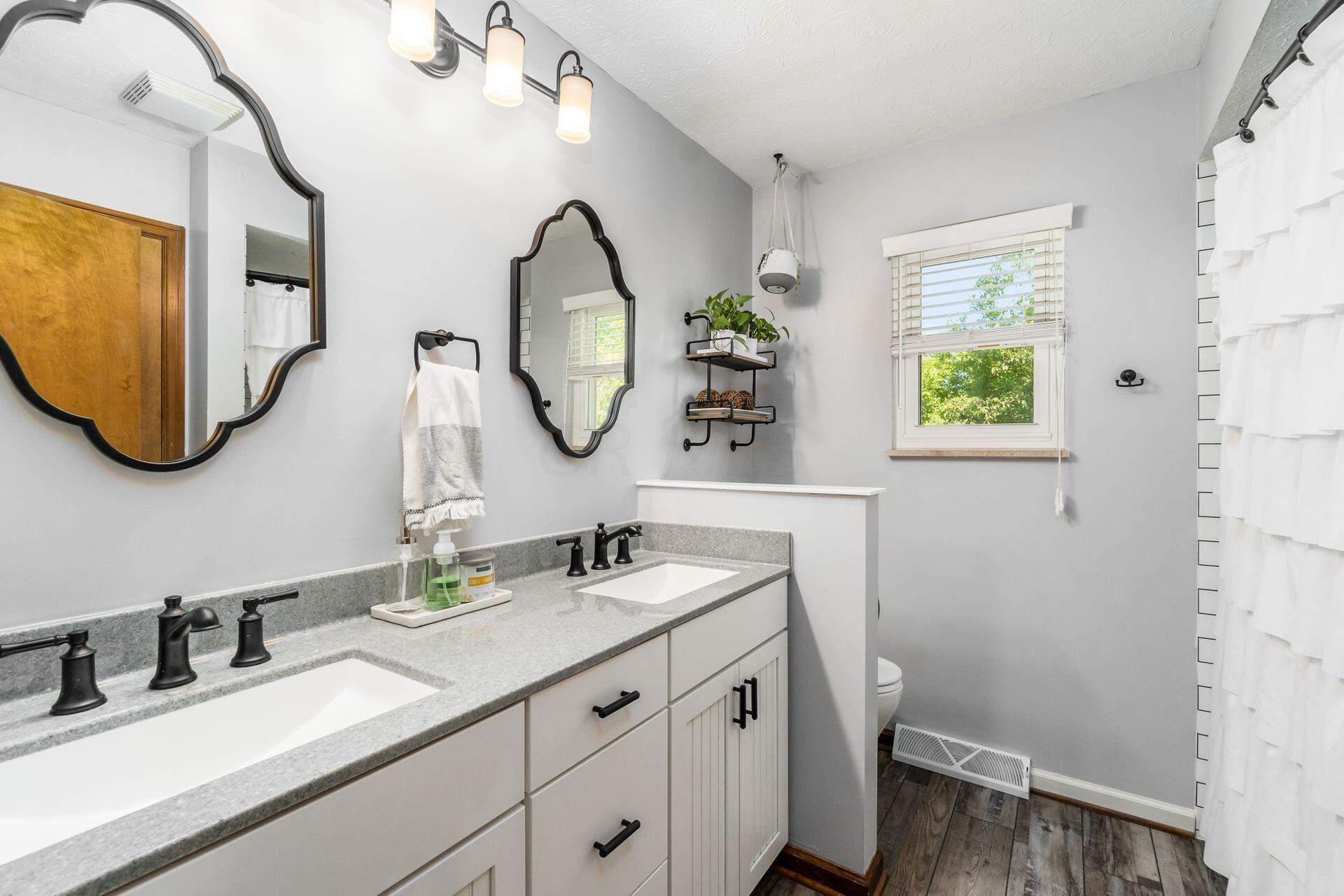 1480 Windham Road Columbus, OH 43220 - Photo 53 of 79 The full bathroom on the 2nd floor was remodeled in 2021