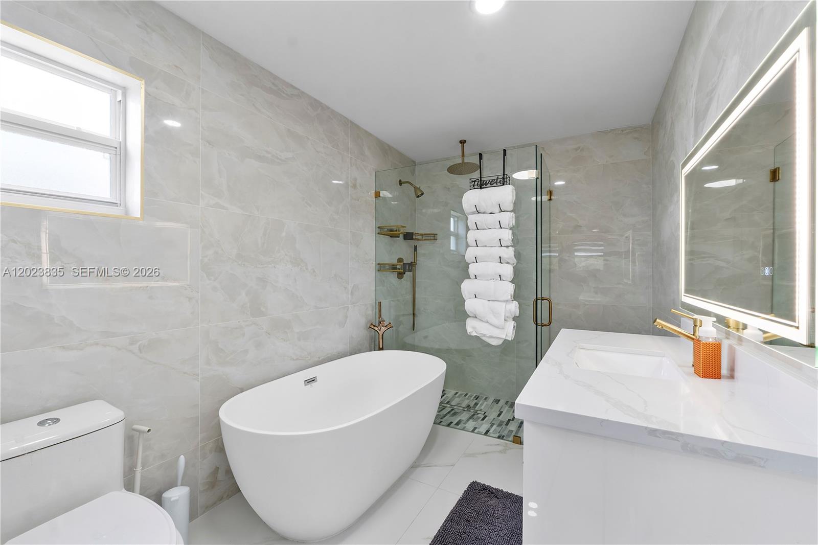 6241 Southwest 16th Street Plantation, FL 33317 - Photo 10 of 36