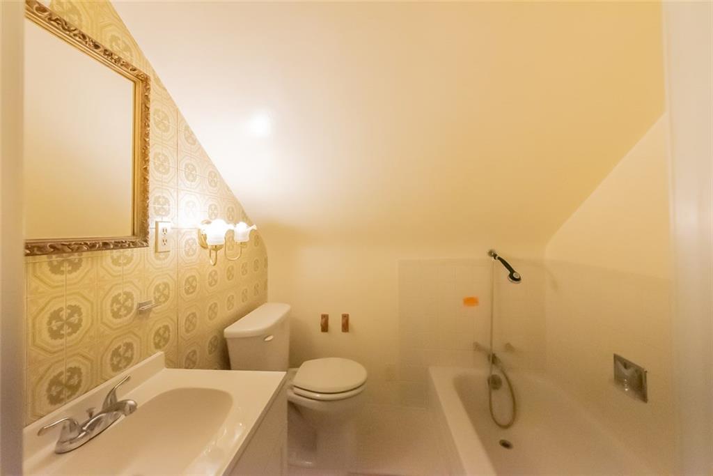 2267 Monroeville Road Monroeville, PA 15146 - Photo 13 of 24 Second floor full bathroom