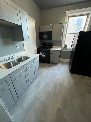 $1,595 | 64 East 50th Street, Unit 1, Chicago, IL 60615