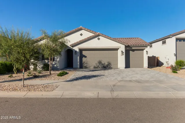 $449,997 | 18572 West Cottontail Lane, Wittmann, AZ 85361