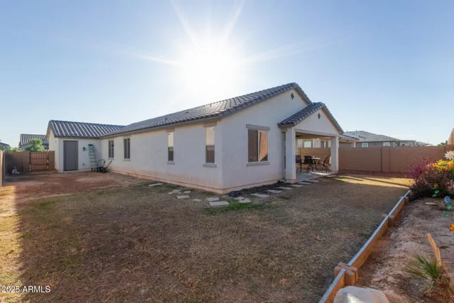 $449,997 | 18572 West Cottontail Lane, Wittmann, AZ 85361