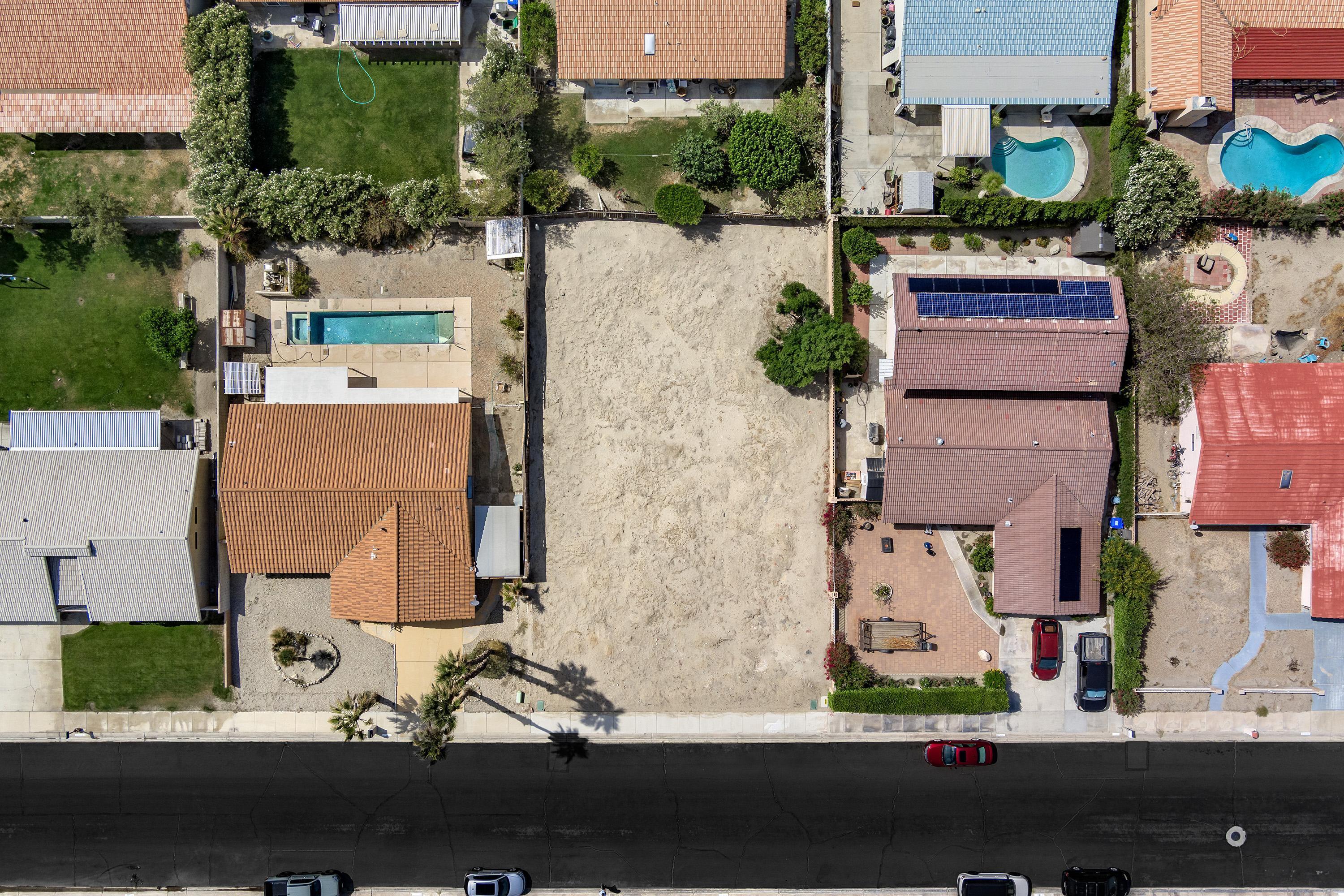 67175 Ontina Road Cathedral City, CA 92234 - Photo 4 of 12 04