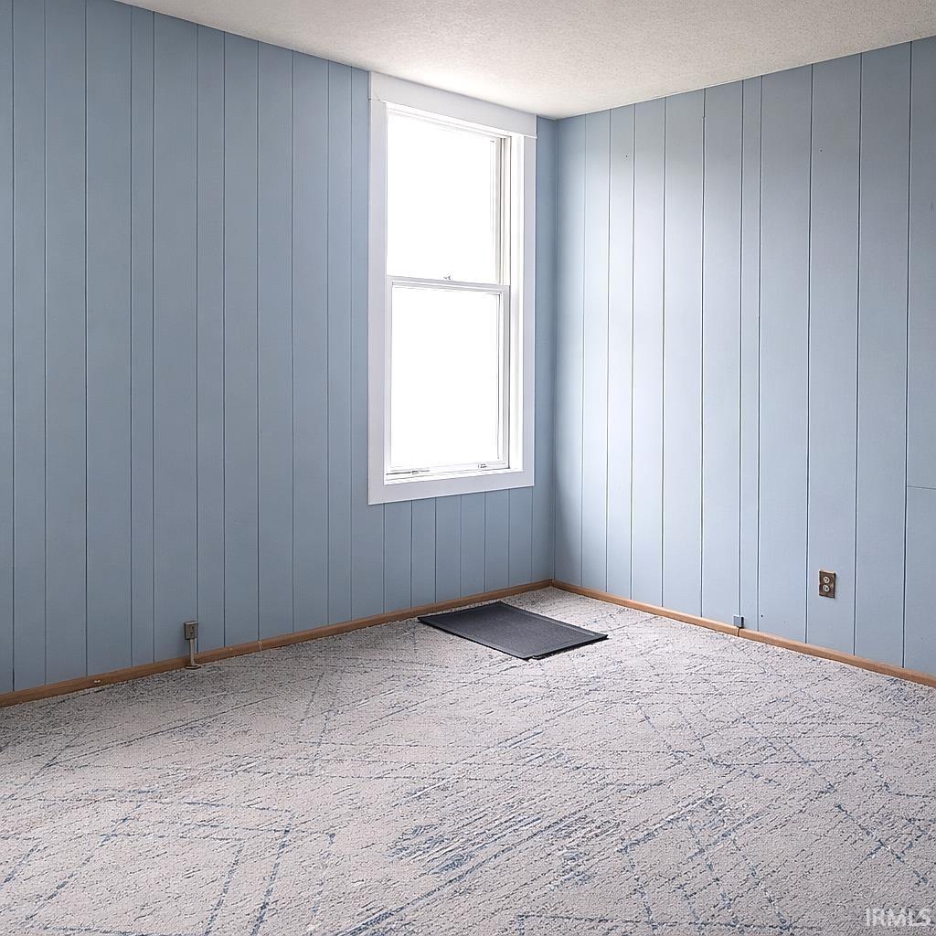 512 East Riverside Drive Evansville, IN 47713 - Photo 7 of 16