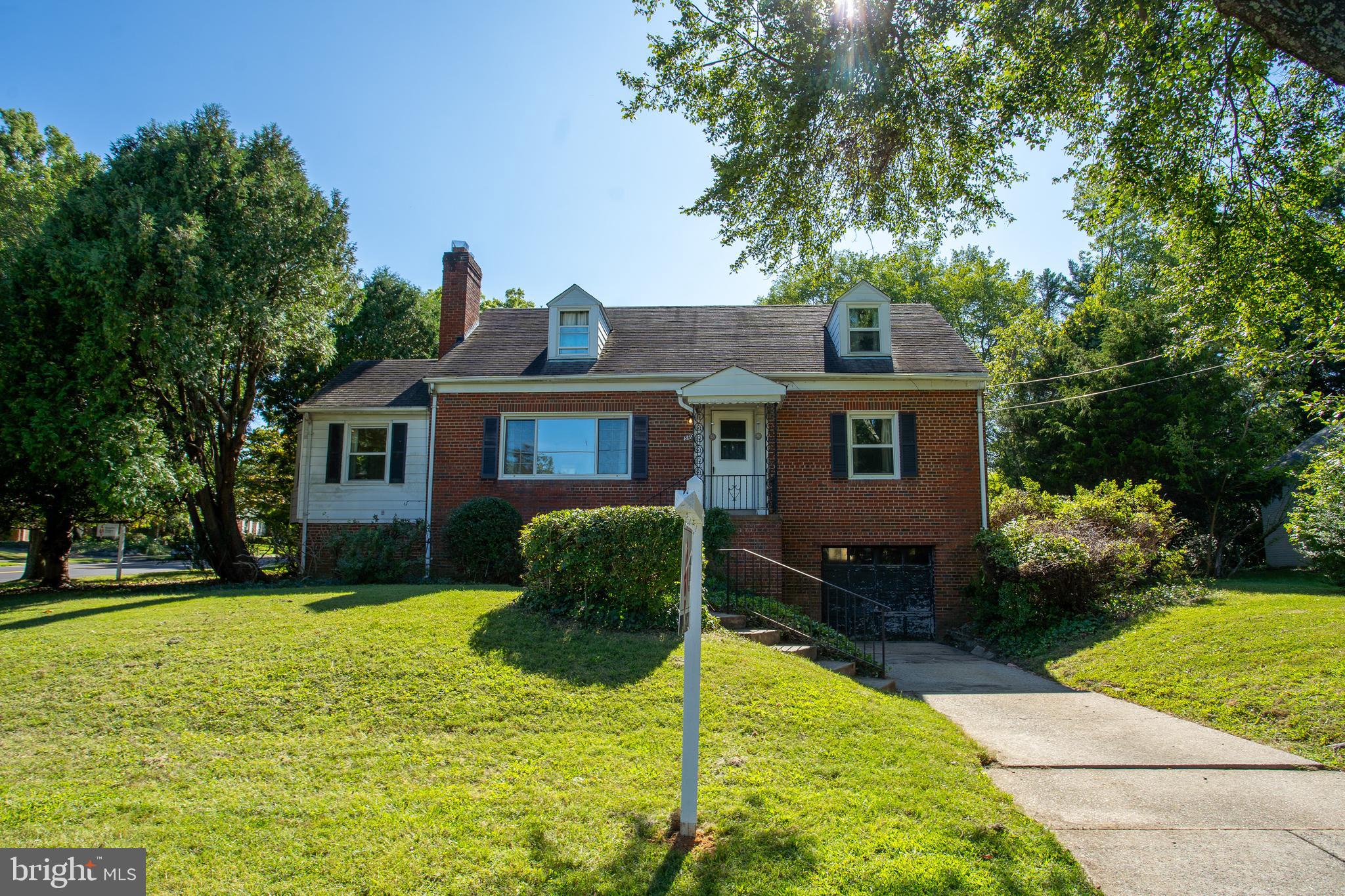 5600 Pollard Road Bethesda, MD 20816 - Photo 2 of 18