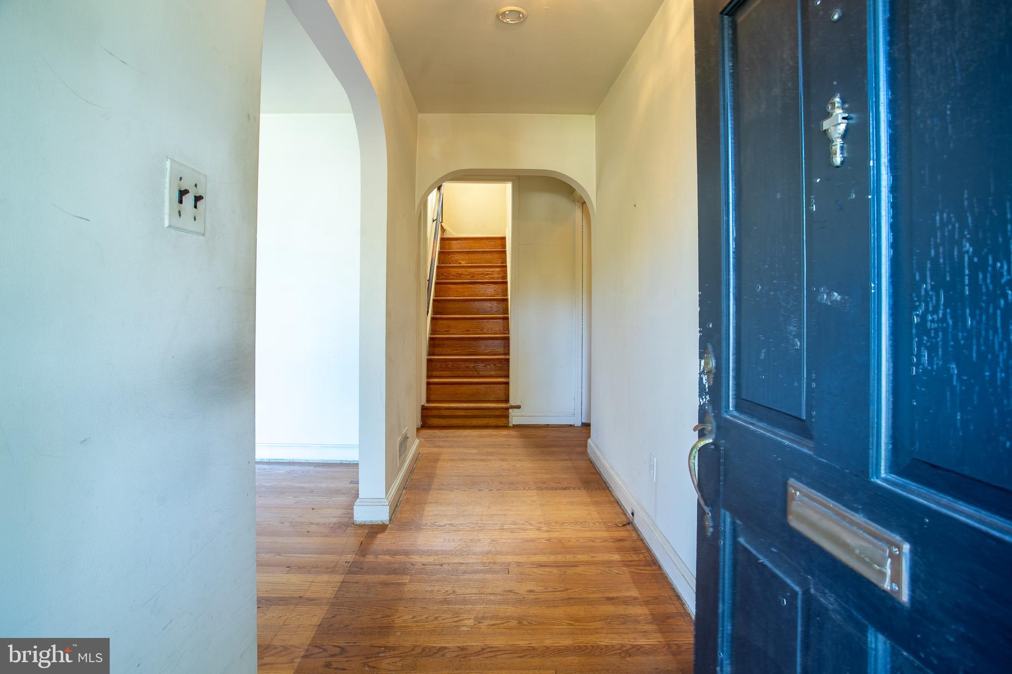 5600 Pollard Road Bethesda, MD 20816 - Photo 10 of 18 Foyer Hall