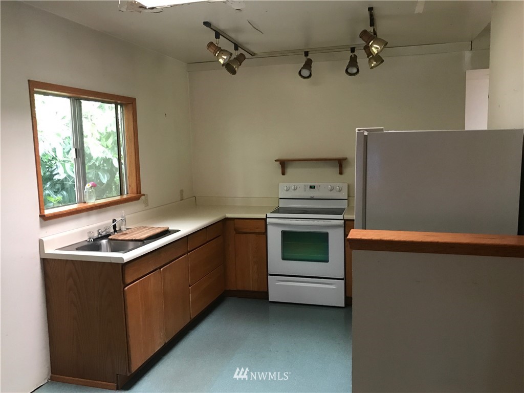 14407 Westwick Road Snohomish, WA 98290 - Photo 3 of 12 Gallery Image 3