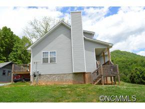 3339 Beaverdam Road Canton, NC 28716 - Photo 3 of 12