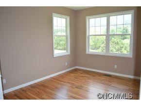 3339 Beaverdam Road Canton, NC 28716 - Photo 10 of 12