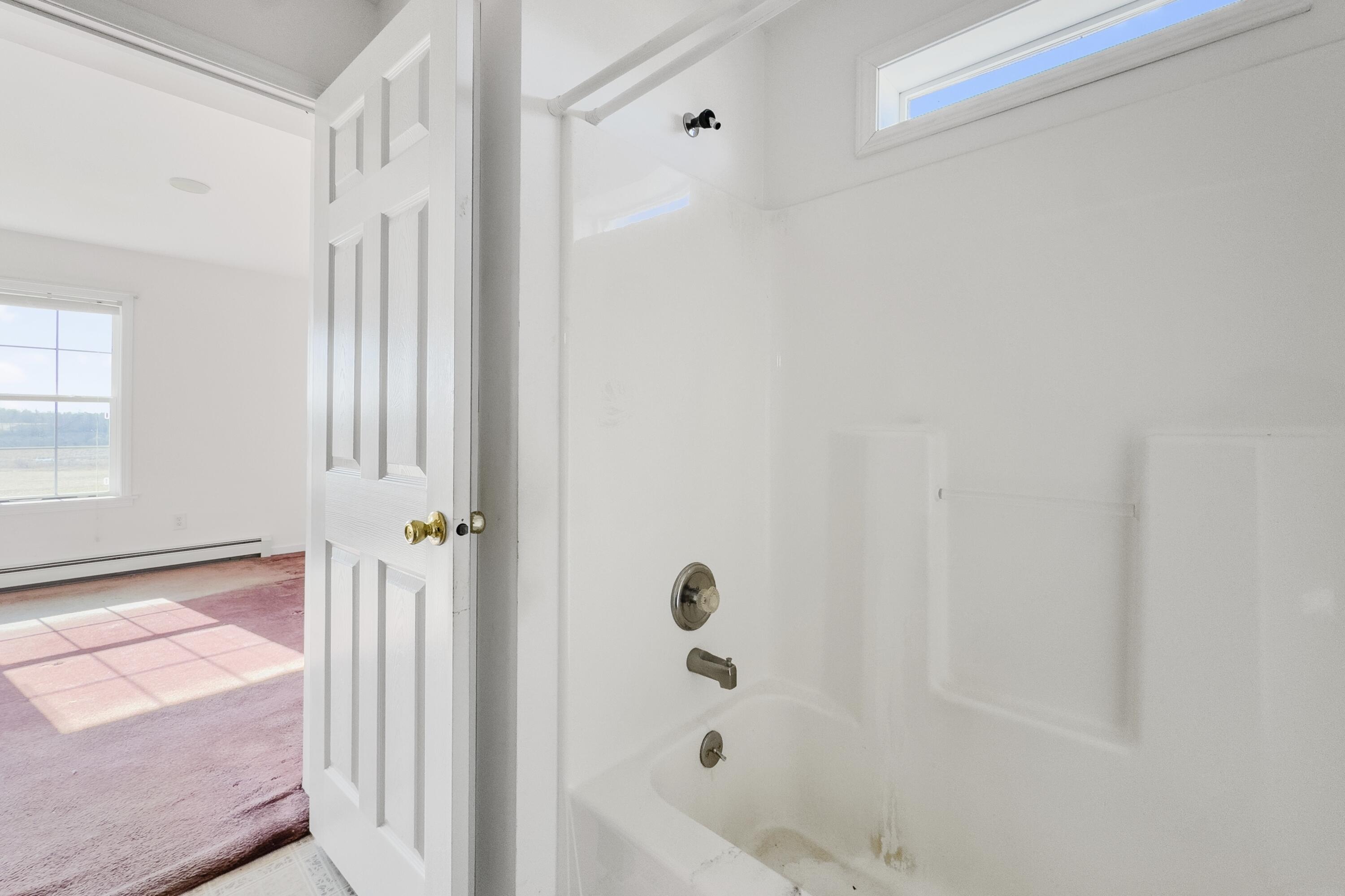 169 West Meadow Road Thomaston, ME 04861 - Photo 25 of 40 Full Bath
