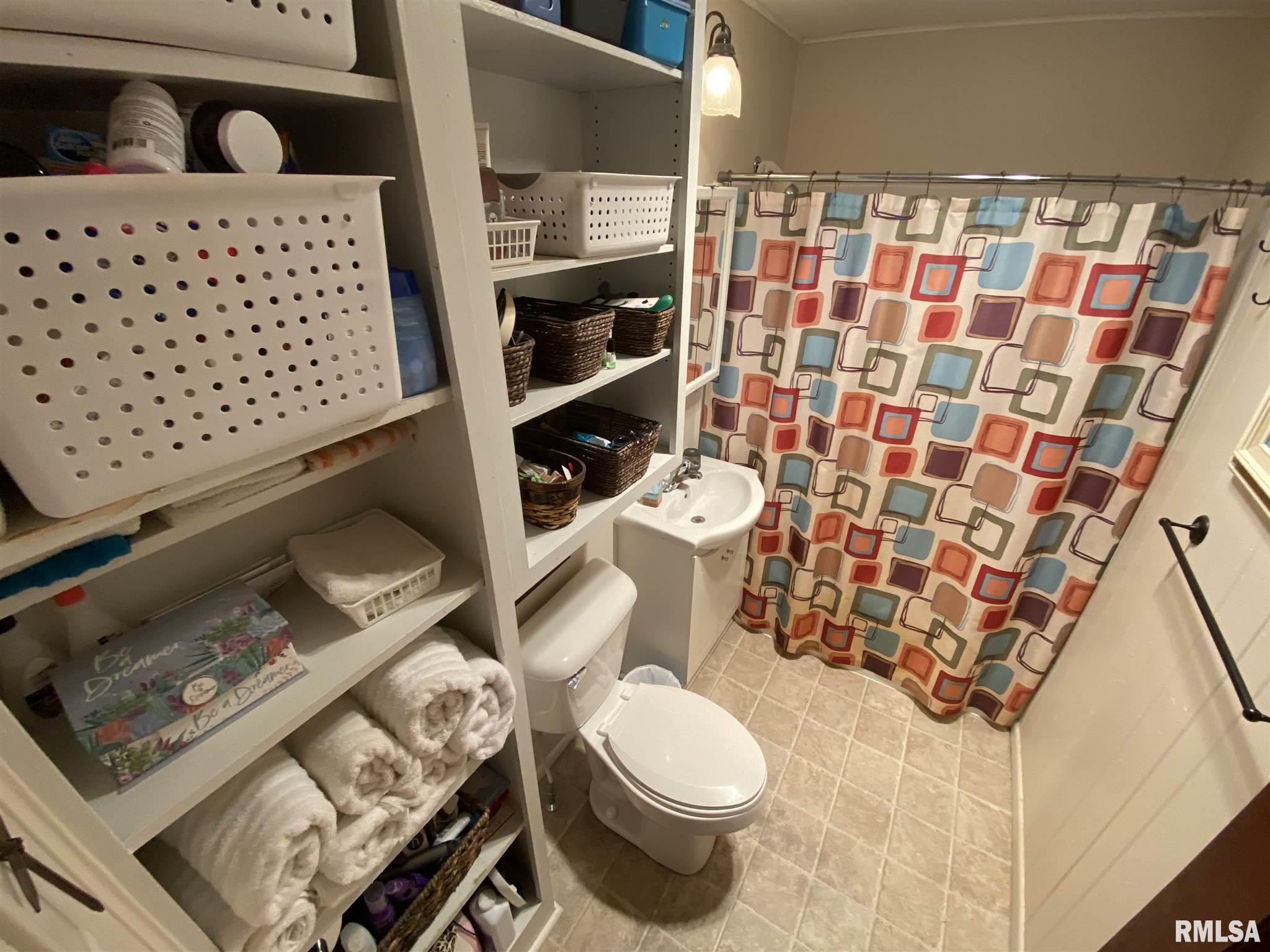913 Rider Street Flora, IL 62839 - Photo 28 of 46 Gallery Image 28