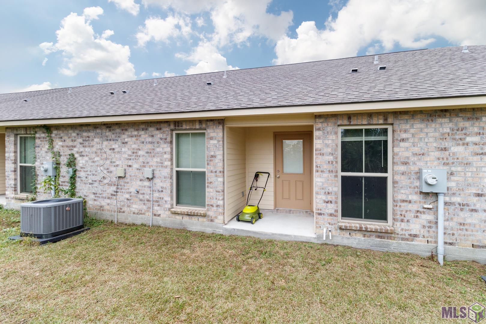 8818 Pecan Tree Drive Baton Rouge, LA 70810 - Photo 3 of 19 Gallery Image 3