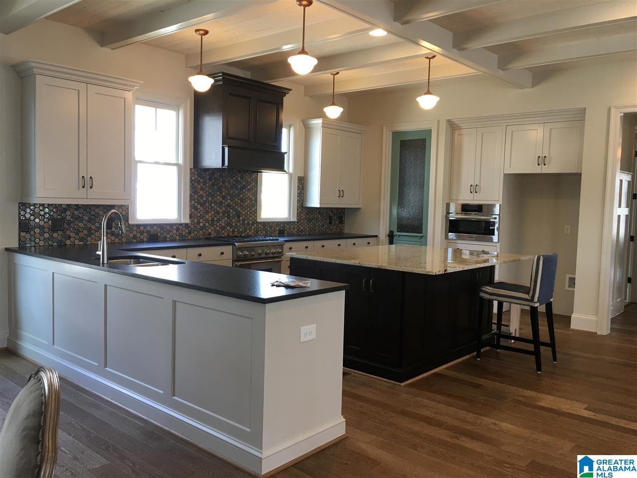 467 Renaissance Drive Hoover, AL 35226 - Photo 2 of 20