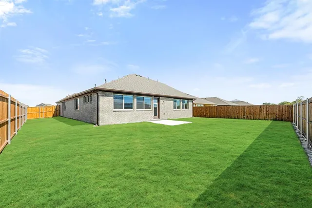 $319,664 | 204 Eagle Vw Lane, Commerce, TX 75428