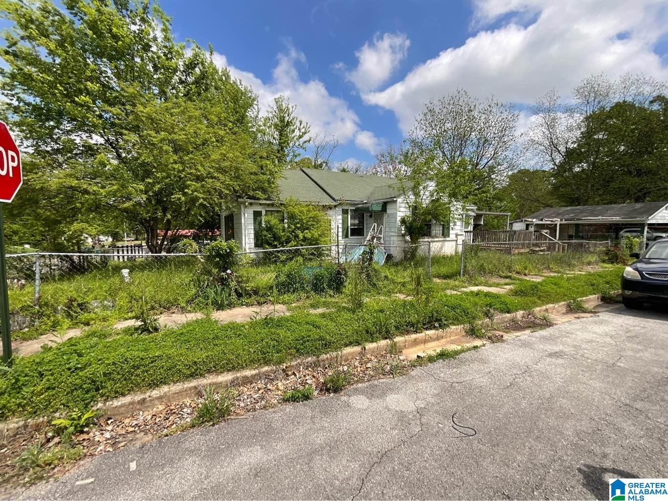 201 East 9th Street Sheffield, AL 35660 - Photo 1 of 40