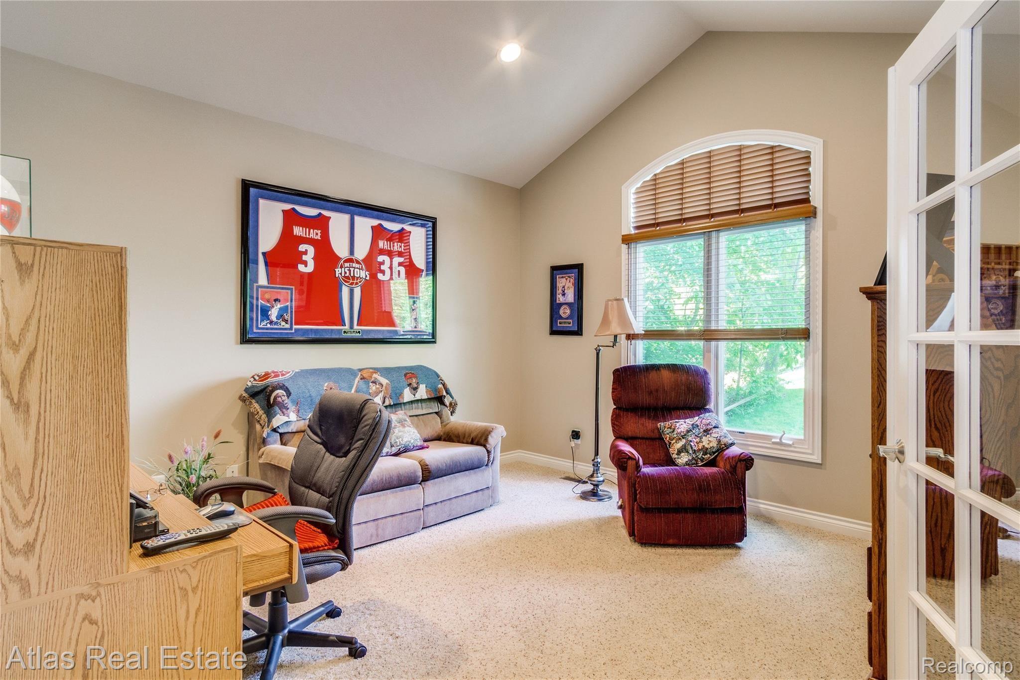 9077 Ridge Road Goodrich, MI 48438 - Photo 46 of 73 den.jpg