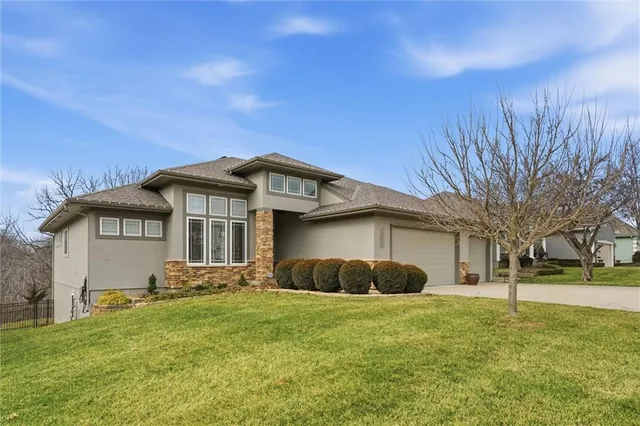 $525,000 | 8608 Ridgeway Court, Raytown, MO 64138