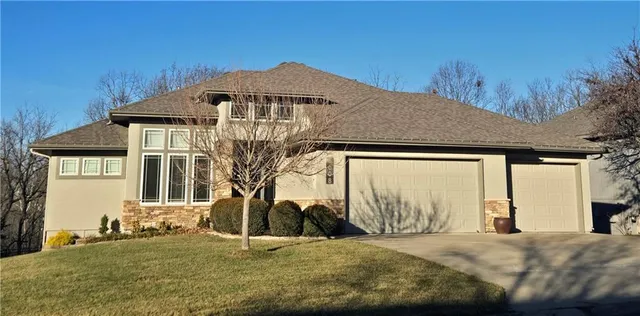 $525,000 | 8608 Ridgeway Court, Raytown, MO 64138