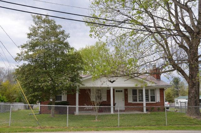 1320 South Irvine Road Irvine, KY 40336 - Photo 1 of 22 Photo 1