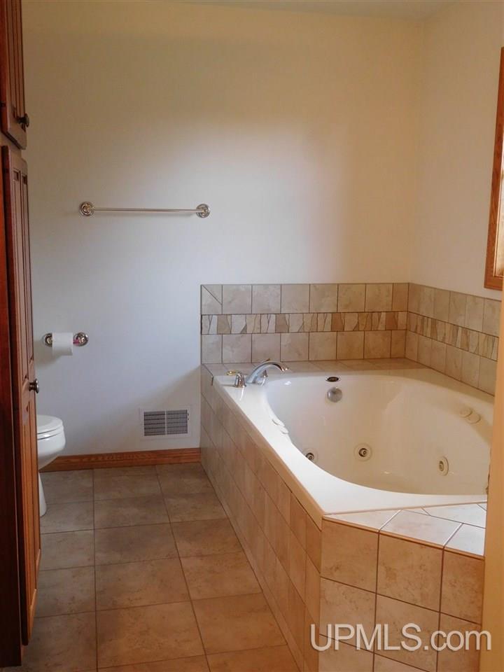 N141 Co Road Vulcan, MI 49892 - Photo 10 of 31