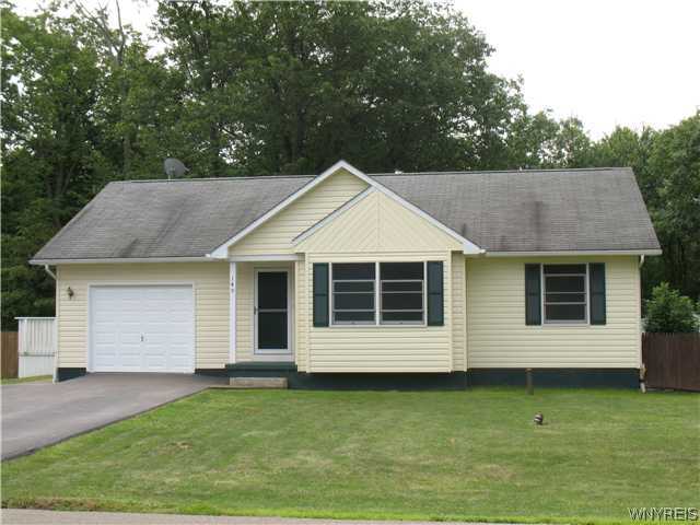 149 Reeves Road Evans, NY 14006 - Photo 1 of 1 Exterior Front