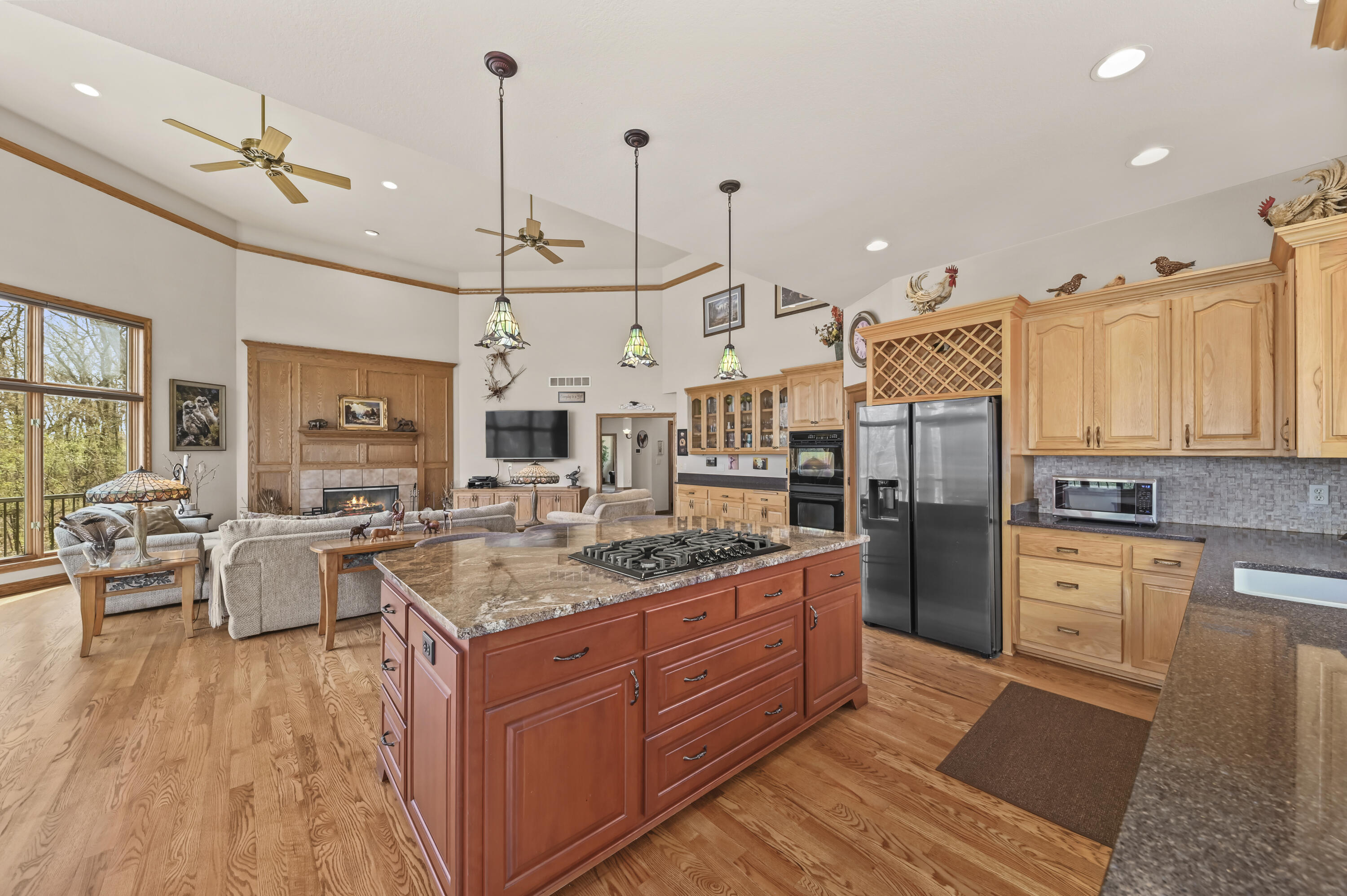 12301 West Ryan Road Franklin, WI 53132 - Photo 11 of 46 Kitchen